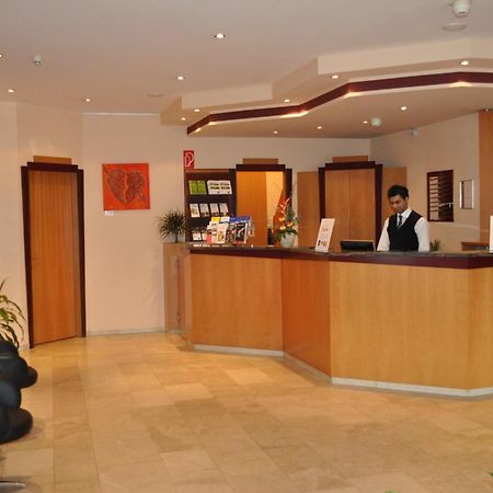 Trip Inn Hotel Frankfurt Airport Rüsselsheim Exterior foto